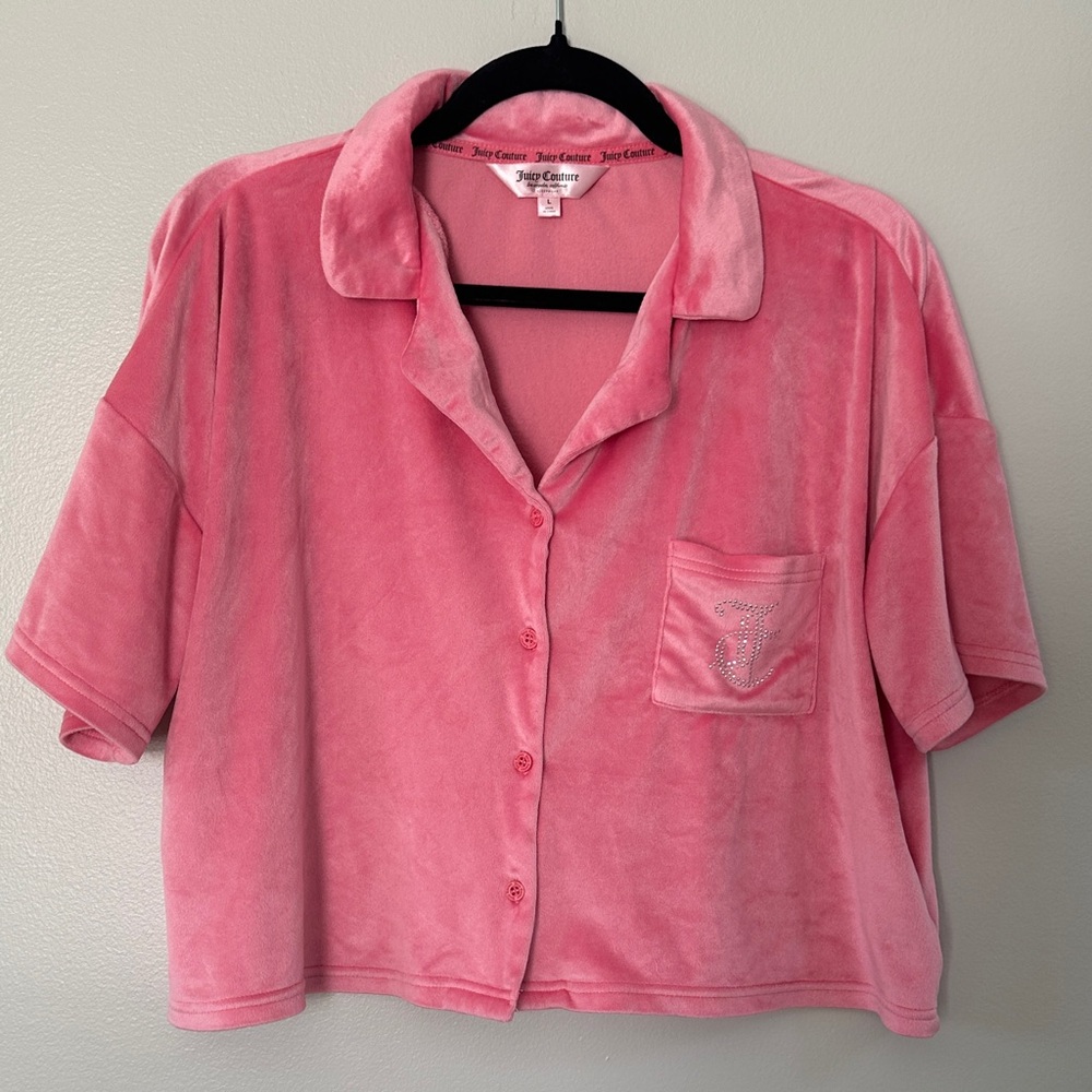 NWOT Juicy Couture Bubblegum Pink Velour Button-Front Top Women’s Size Large